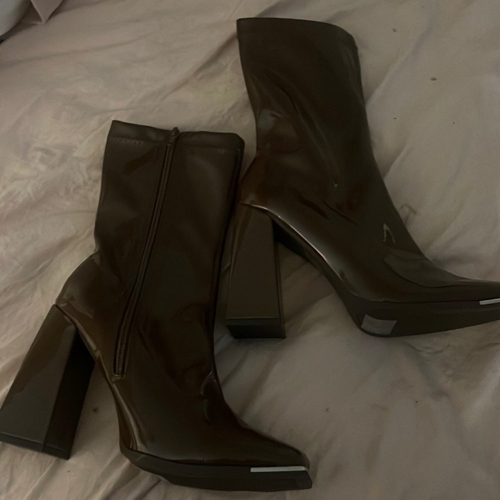 Brown boots
